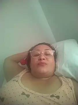 Nini Love  online show from January 31, 2026, 8:51 pm