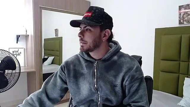 Snapshot of stive_0297 chatting on January 7, 2026, 11:45 am stive 0297 online show from January 7, 2026, 11:45 am