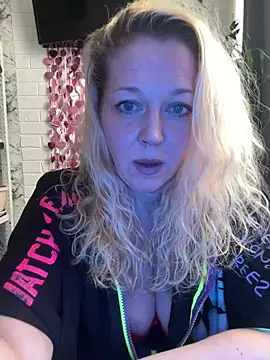 JenniferCarmen online show from February 28, 2026, 10:16 am