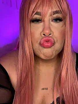 Mia Carters online show from December 21, 2025, 9:44 pm