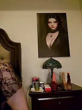 Snapshot of BustyVampyre chatting on December 17, 2025, 11:55 pm BustyVampyre online show from December 17, 2025, 11:55 pm