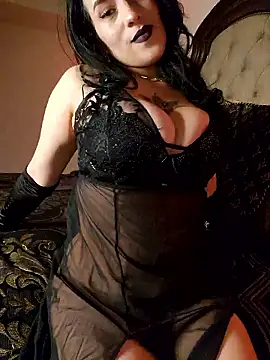 Snapshot of BustyVampyre chatting on January 11, 2026, 9:42 pm BustyVampyre online show from January 11, 2026, 9:42 pm