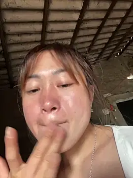 sofia-bae online show from March 23, 2026, 7:01 am