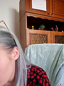 Snapshot of ChristinaWheeled11 chatting on March 6, 2026, 2:46 pm ChristinaWheeled11 online show from March 6, 2026, 2:46 pm