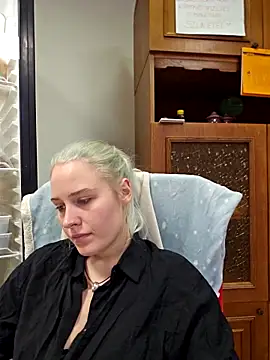 Snapshot of ChristinaWheeled11 chatting on March 12, 2026, 3:18 pm ChristinaWheeled11 online show from March 12, 2026, 3:18 pm