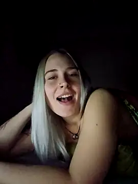 Snapshot of ChristinaWheeled11 chatting on March 21, 2026, 7:28 pm ChristinaWheeled11 online show from March 21, 2026, 7:28 pm