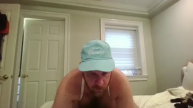 Snapshot of BeefyNcloudy chatting on January 10, 2026, 5:04 pm BeefyNcloudy online show from January 10, 2026, 5:04 pm