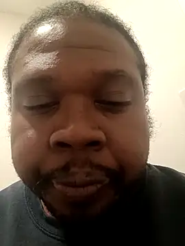 Snapshot of Jmel1125 chatting on May 9, 2026, 4:50 am Jmel1125 online show from May 9, 2026, 4:50 am