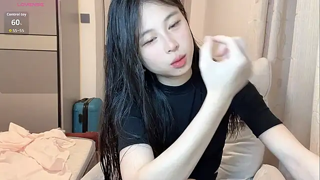 tiantian-160 online show from May 14, 2026, 2:51 am