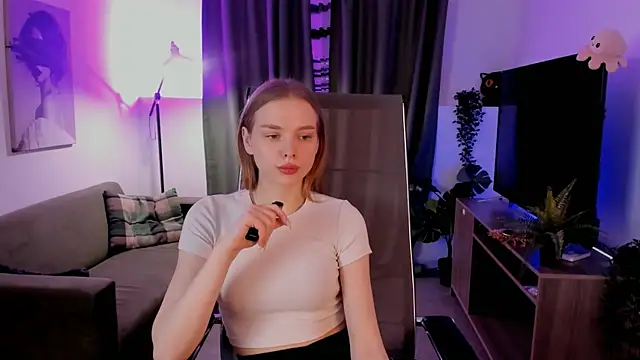 BellaHaadiid online show from January 15, 2026, 8:52 am