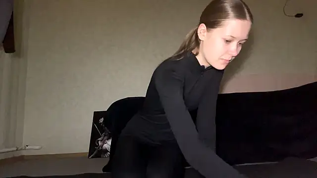 Snapshot of ZaidaSchwarten chatting on February 16, 2026, 5:14 am ZaidaSchwarten online show from February 16, 2026, 5:14 am