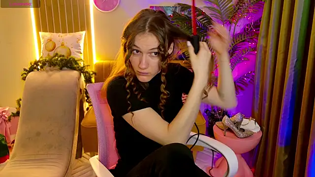 CarolainGilbert online show from January 9, 2026, 5:10 am