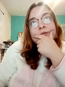 Snapshot of LilithUmbra chatting on December 19, 2025, 9:38 am LilithUmbra online show from December 19, 2025, 9:38 am