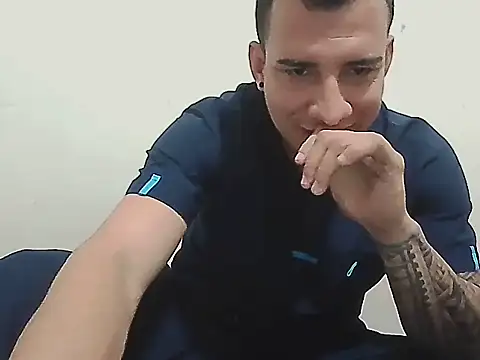 Snapshot of tuenfermerofavorito06 chatting on January 9, 2026, 11:17 pm tuenfermerofavorito06 online show from January 9, 2026, 11:17 pm