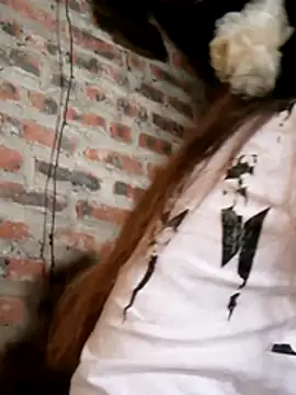 Snapshot of yana-zz chatting on December 15, 2025, 3:44 am yana-zz online show from December 15, 2025, 3:44 am