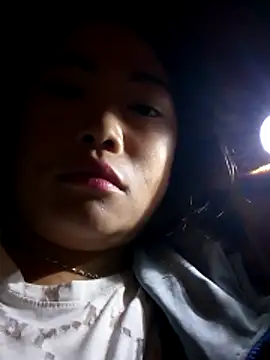 Snapshot of yana-zz chatting on December 21, 2025, 6:53 am yana-zz online show from December 21, 2025, 6:53 am