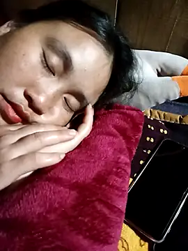 -myaa- online show from December 14, 2025, 11:20 pm