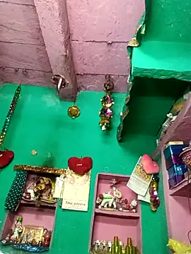 Kinjal pande online show from December 16, 2025, 12:32 pm