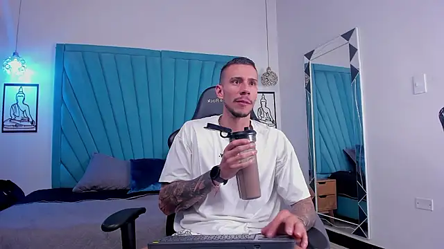 J king   online show from March 12, 2026, 9:21 pm