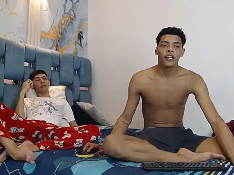 GOOD BOYS1 online show from December 22, 2025, 1:35 am