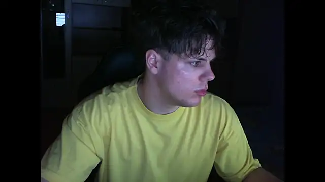 GymGuy0505 online show from February 22, 2026, 9:46 pm