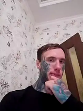 VERLIEBER11 online show from December 15, 2025, 11:14 am