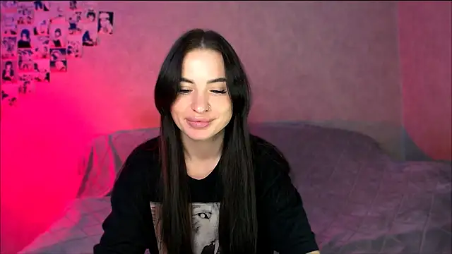 AnnaVibeTim online show from May 3, 2026, 7:20 pm