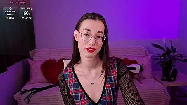 EmmaJacson online show from February 7, 2026, 3:16 pm