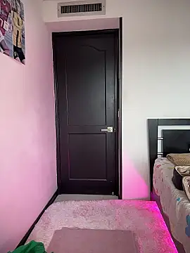 Annyhathatway online show from January 10, 2026, 9:30 pm