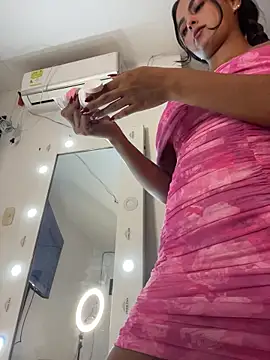 Valeria-escobar online show from April 2, 2026, 1:53 pm