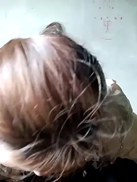 little-effy online show from February 8, 2026, 1:42 am