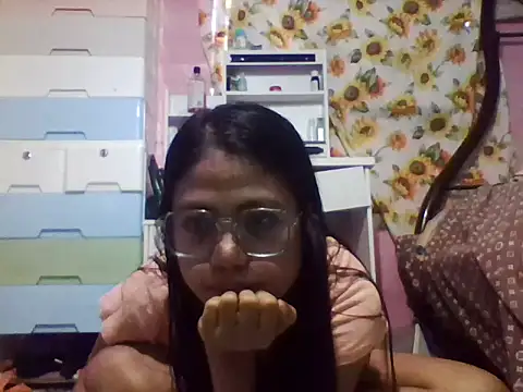 SexyApril online show from December 21, 2025, 3:13 am