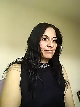 DommeVioleta online show from December 19, 2025, 10:06 pm