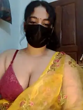 nosrat014 online show from March 12, 2026, 5:30 pm