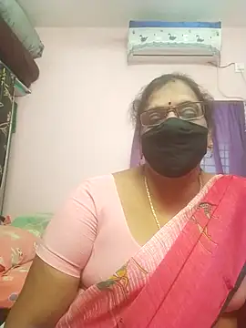 Snapshot of sarala_telugu chatting on July 4, 2026, 10:10 am sarala telugu online show from July 4, 2026, 10:10 am