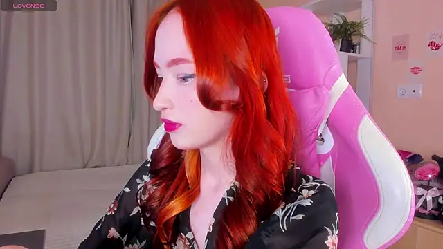 sunflare  online show from December 15, 2025, 5:28 pm