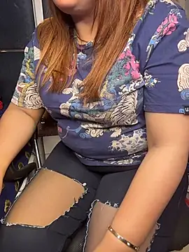 butterflyslay online show from February 10, 2026, 12:48 am