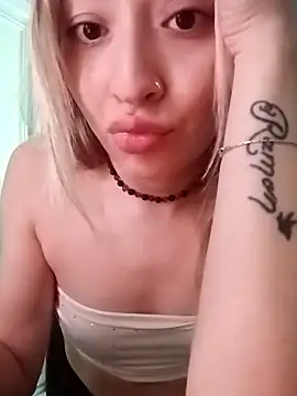 Snapshot of soylulita07 chatting on February 3, 2026, 11:37 am soylulita07 online show from February 3, 2026, 11:37 am