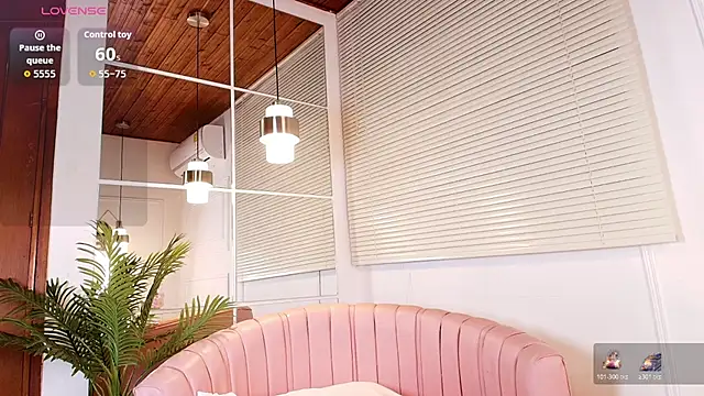 Snapshot of emily_burton18 chatting on February 3, 2026, 12:21 pm emily burton18 online show from February 3, 2026, 12:21 pm