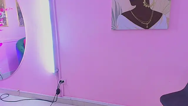 Snapshot of bella_moonlight_cr chatting on January 8, 2026, 3:31 am bella moonlight cr online show from January 8, 2026, 3:31 am