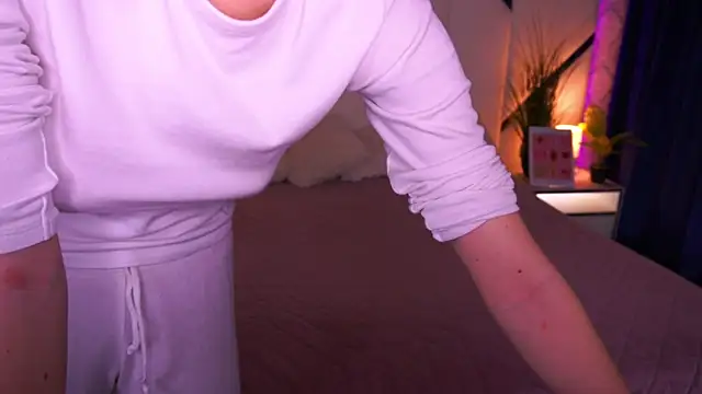 MollyyMayy online show from January 13, 2026, 9:58 am