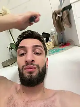 Juliann69Ramiro online show from March 2, 2026, 5:53 pm