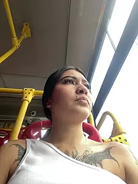 MiaFox 03 online show from April 7, 2026, 3:45 pm