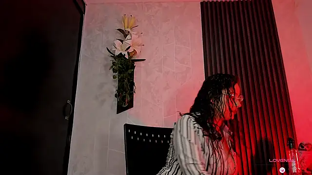 oliviawilde  online show from December 21, 2025, 8:21 am