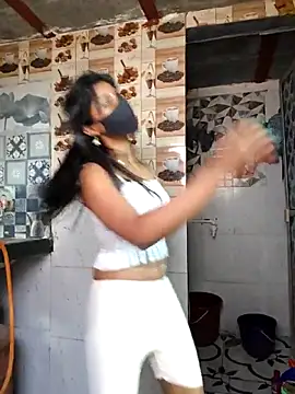 STICKY GIRL online show from March 12, 2026, 9:26 am