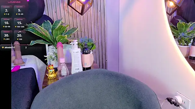 Snapshot of vicky_lopez chatting on May 25, 2026, 3:12 am vicky lopez online show from May 25, 2026, 3:12 am