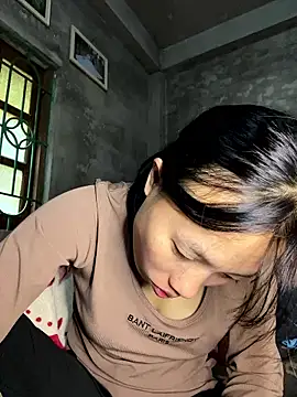 Glass ly online show from January 8, 2026, 1:19 am