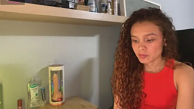 Sunshineegirll online show from December 18, 2025, 6:47 pm