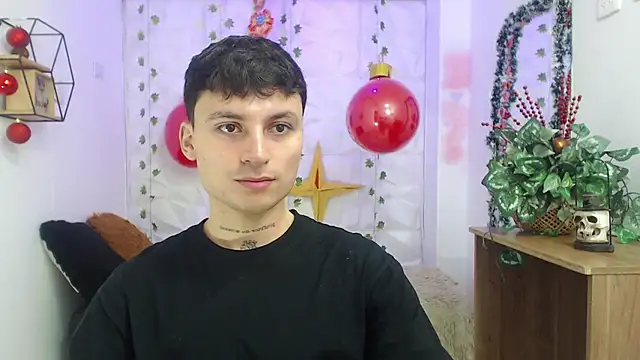 Noah Vera online show from December 21, 2025, 4:08 am