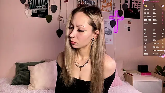Snapshot of sun_under_skyy chatting on May 17, 2026, 3:15 am sun under skyy online show from May 17, 2026, 3:15 am
